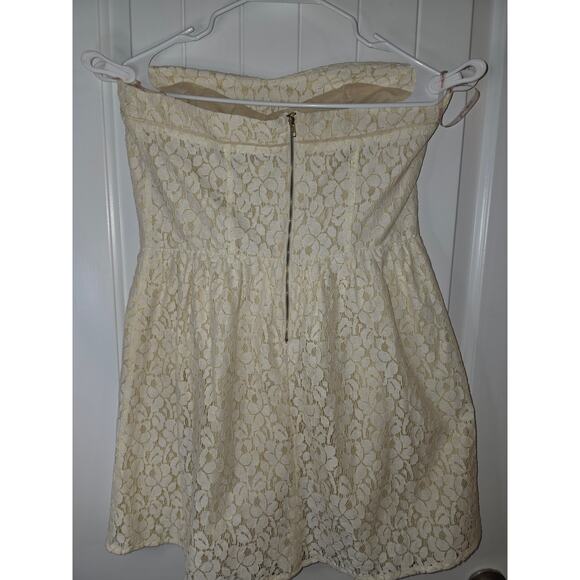 Flying Tomato Lace Overlay Embroidered Mini Dress Large - Picture 2 of 5